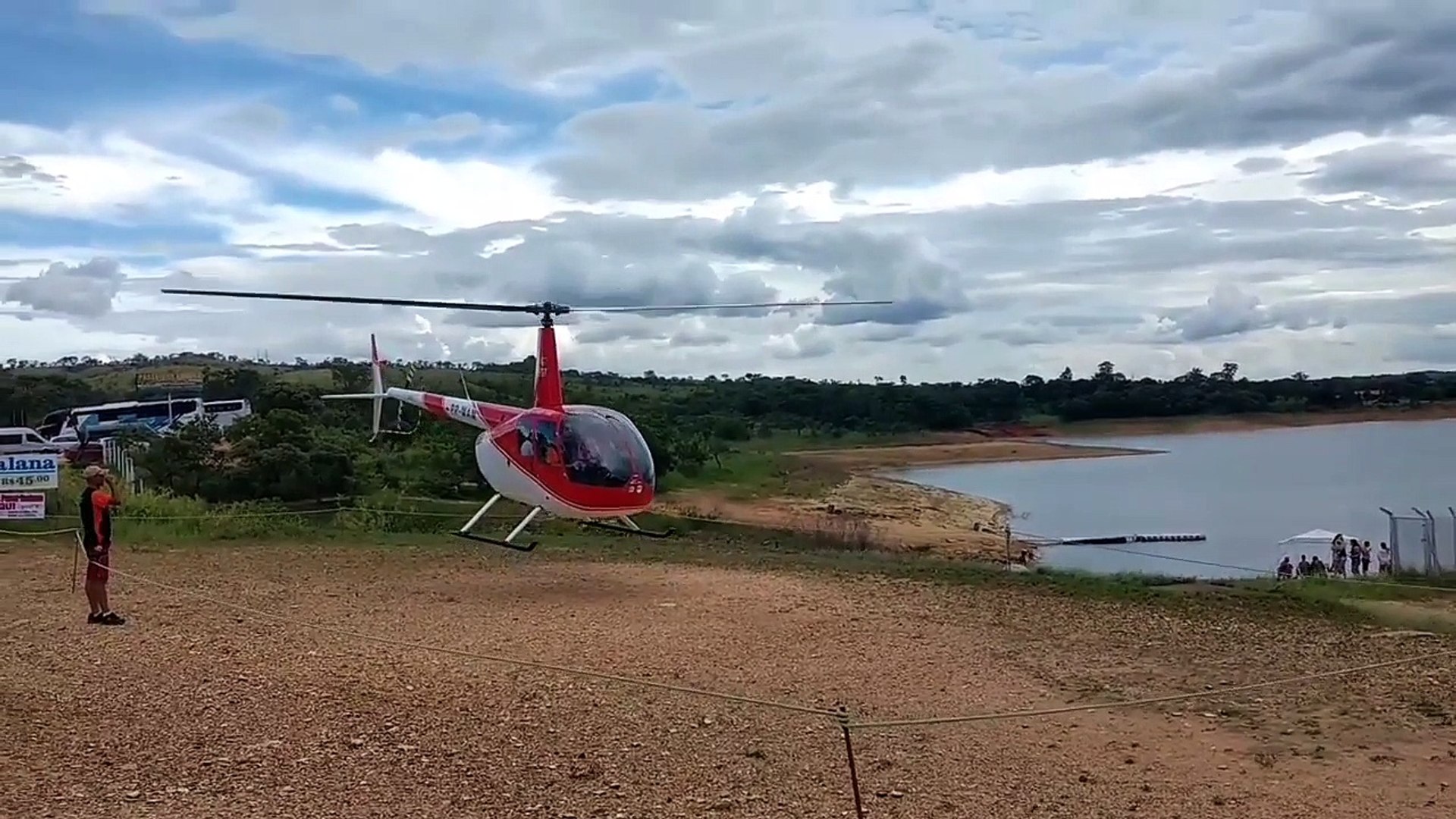 Impactante crash de helicóptero en Brasil