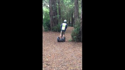 Download Video: Oh la belle chute en Segway !