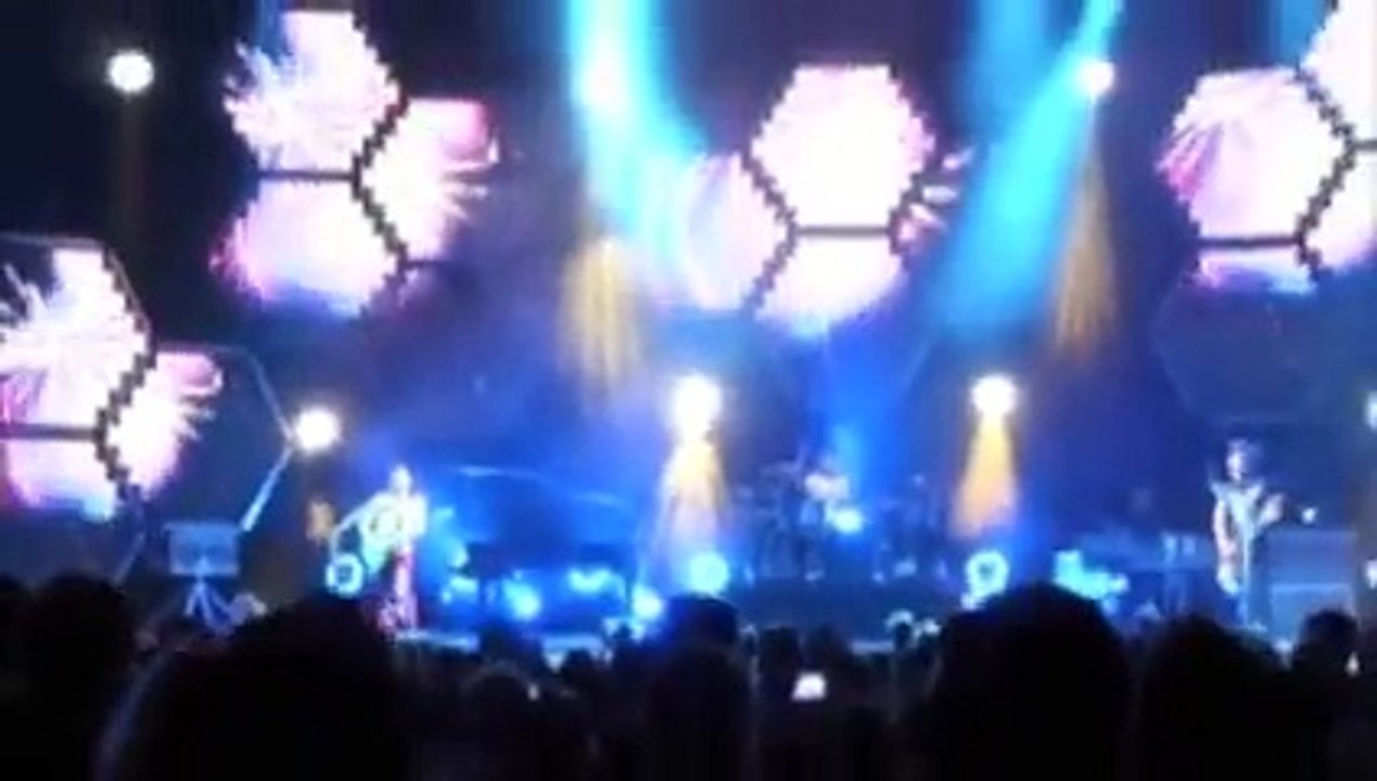 Muse - Guiding Light - Noblesville Verizon Center - 08/03/2011