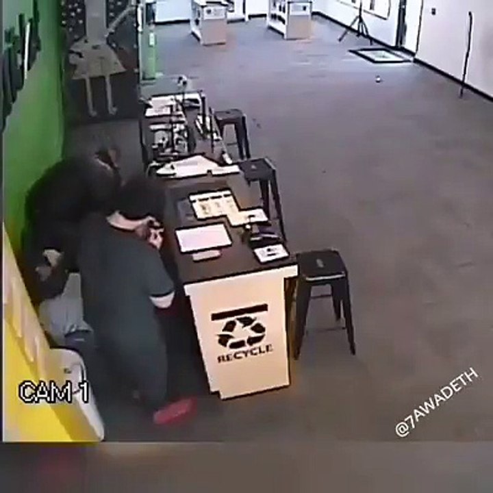 E-cigarette explode