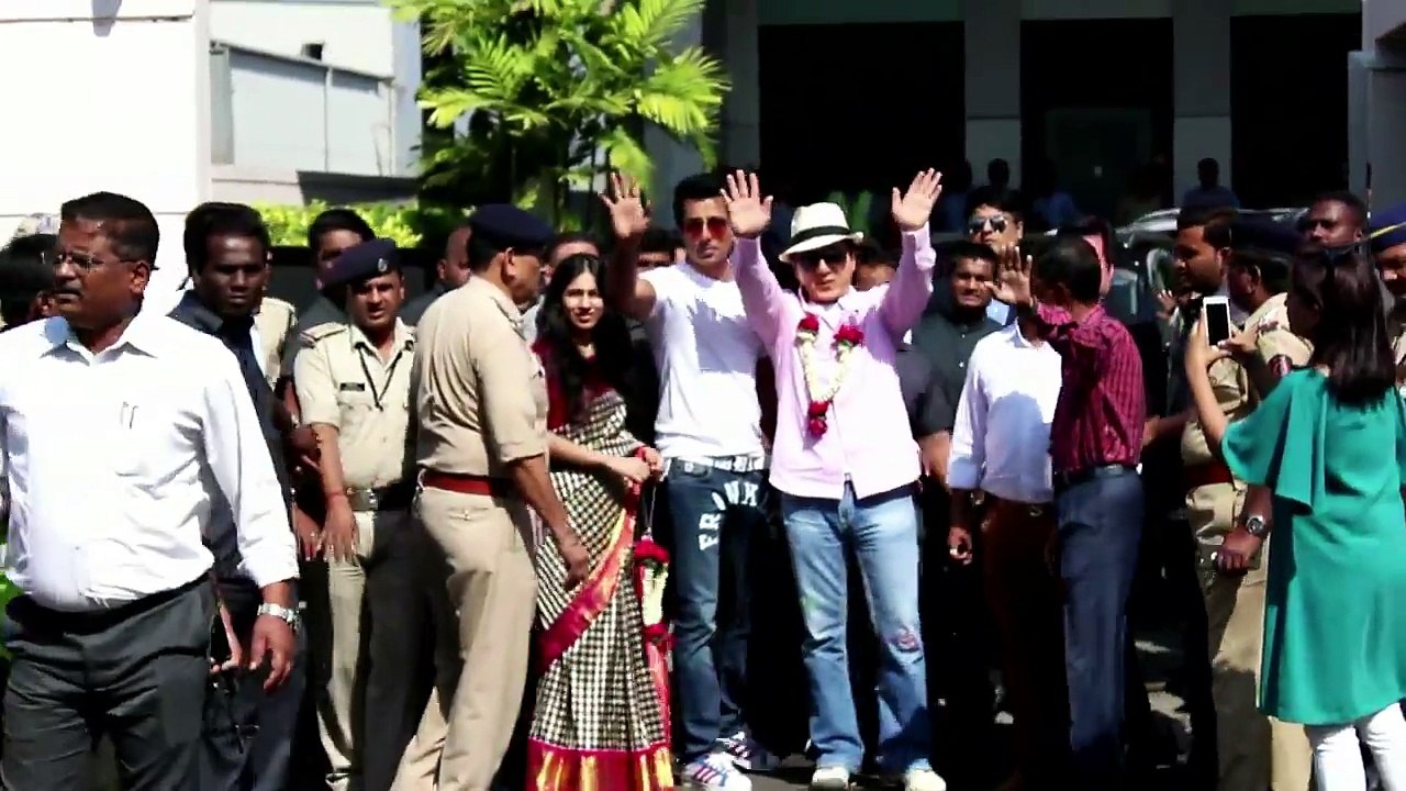 Jackie Chan In India _ Grand Welcome At Mumbai Airport 2017 _ Kung Fu Yoga Promo