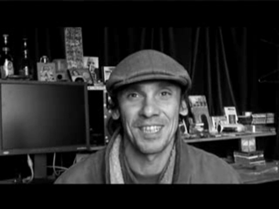 LES MINUTES EN NOIR ET BLANC - MANU CHAO