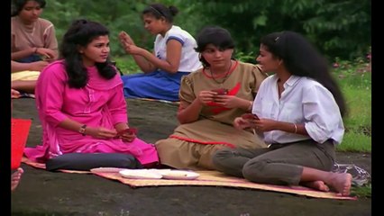 Best Romantic Scene In Forest - "Aag Aur Shola"