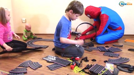 Spiderman. Беби Борн & Ярослава с Человеком Пауком и Игорьком собирают АвтоТрек. Видео для детей