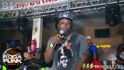 MC GORILA ENLOUQUECENDO AO SOM DO TECLADO LINDINHO 2009