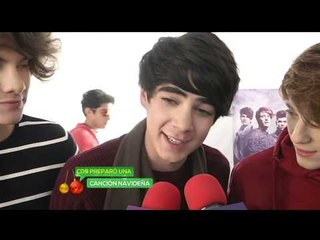 ¡CD9 reparte abrazos a fans y les piden su mano!