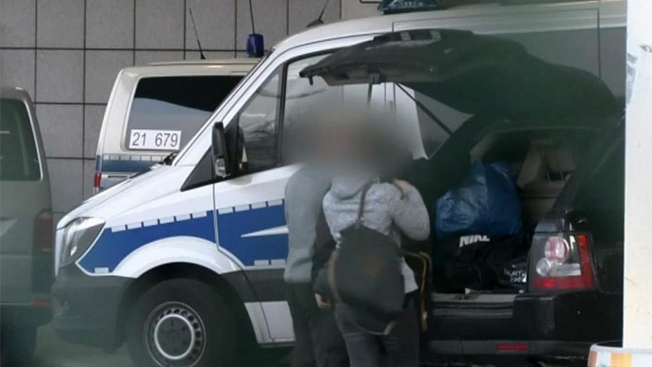 Deutschland schiebt 25 Afghanen per Flugzeug ab