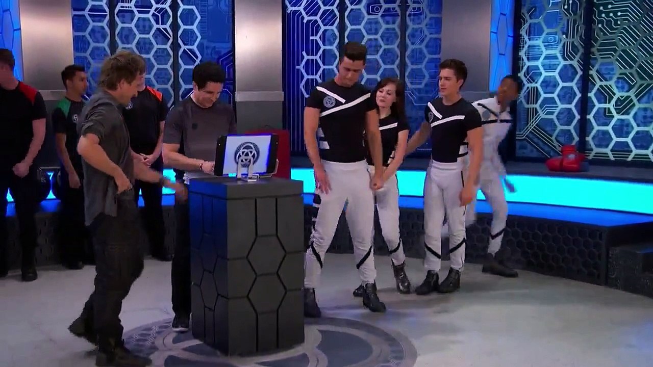 Lab Rats S04 E21 Ultimate Tailgate Challenge Dailymotion Video