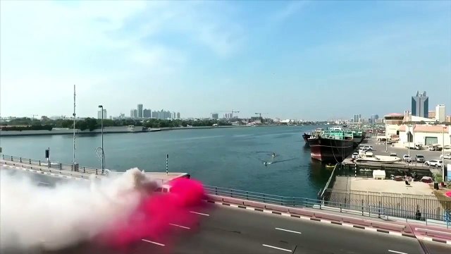 A Dubaï, les pompiers iront éteindre les incendies en flyboard