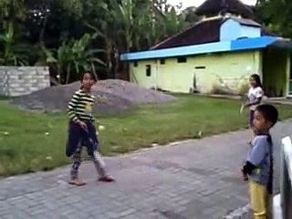 Belajar Badminton untuk anak-anak