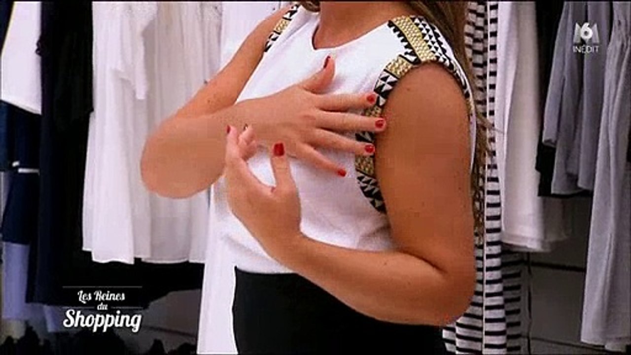 Si vous avez une poitrine développée, voici les conseils mode de Cristina Cordula - Vidéo