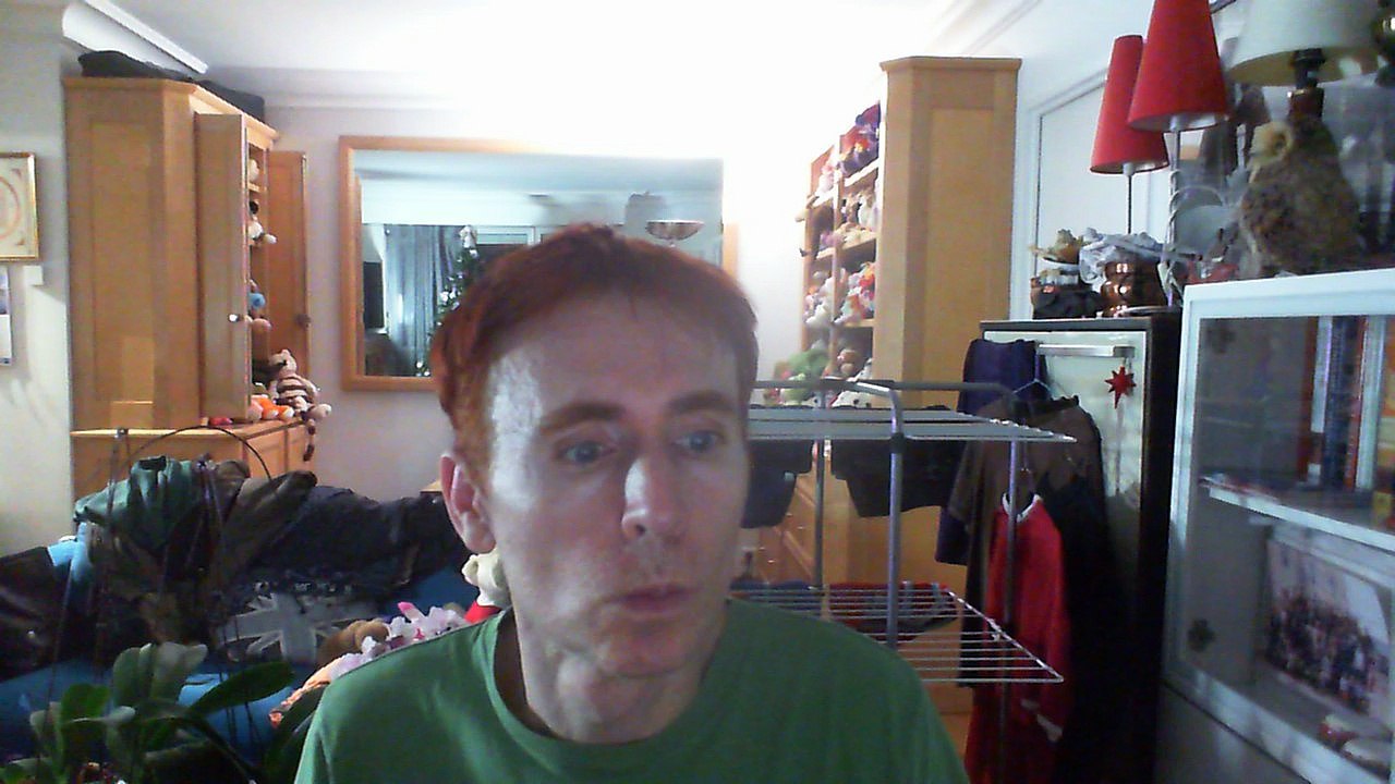 Wiwi égratigne "the wire" d'Haim