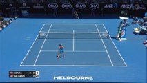 TENIS: Australian Open: Pertahanan Brilian, Serena Melenggang