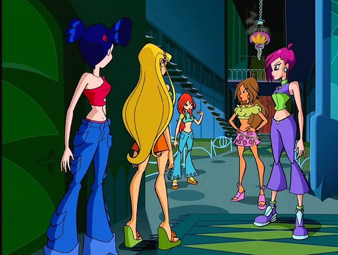 ⁣Клуб винкс 6x1 на итальянском / Wnx club Ita