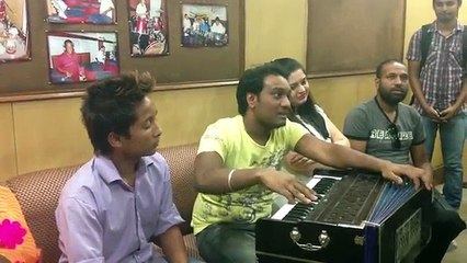 Master Saleem Shares Inspiring Lessons with His Disciple 🎶