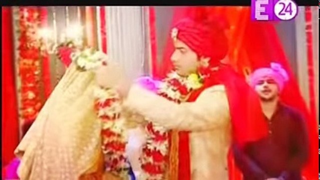 RISHI KO YAAD AAYE PURAANE DIN Kasam Tere Pyaar Ki 30 October 2016