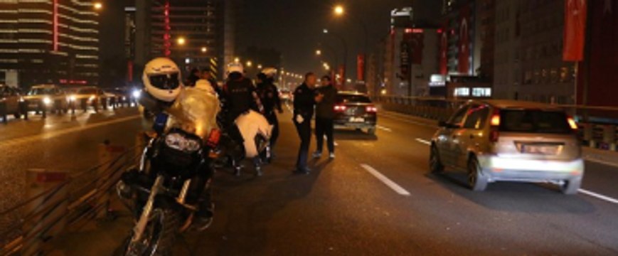 Yunus Polisleri Kaza Yaptı, 2 Kadın Polis Yaralandı