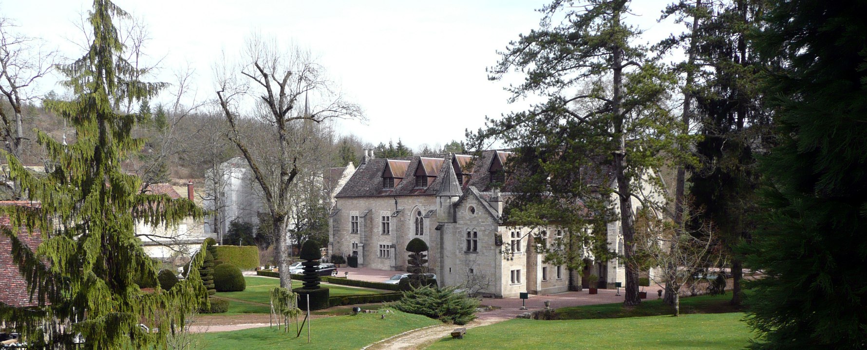 Storia Magazine "Abbaye des trois vallées"