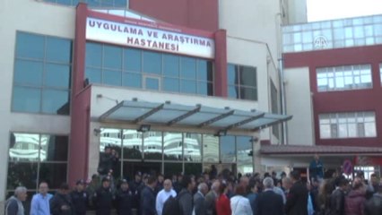 Kılıçdaroğlu, Tezcan'ı Hastanede Ziyaret Etti