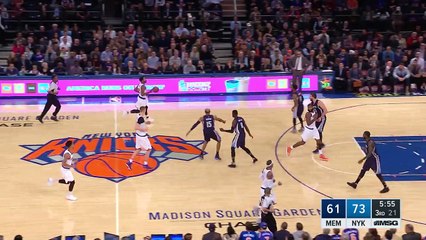 Le crossover terrible de Derrick Rose sur Mike Conley