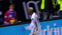 Golo de Talisca com assistência de Quaresma