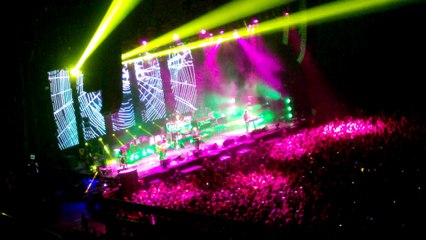 The Cure - Lullaby (Live in Budapest, 27.10.2016)