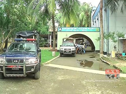 খুলনায় ভিজিএফ-এর চাল আত্মসাত করায় ইউপি চেয়ারম্যান গ্রেফতার