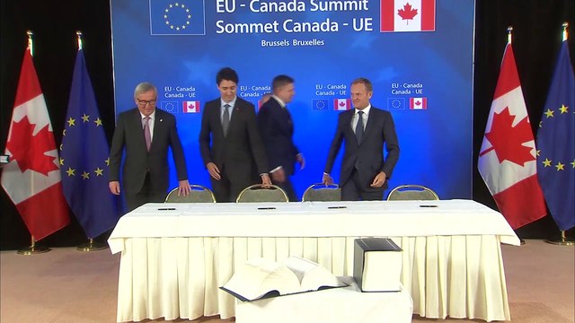 La UE y Canadá firman el CETA en Bruselas