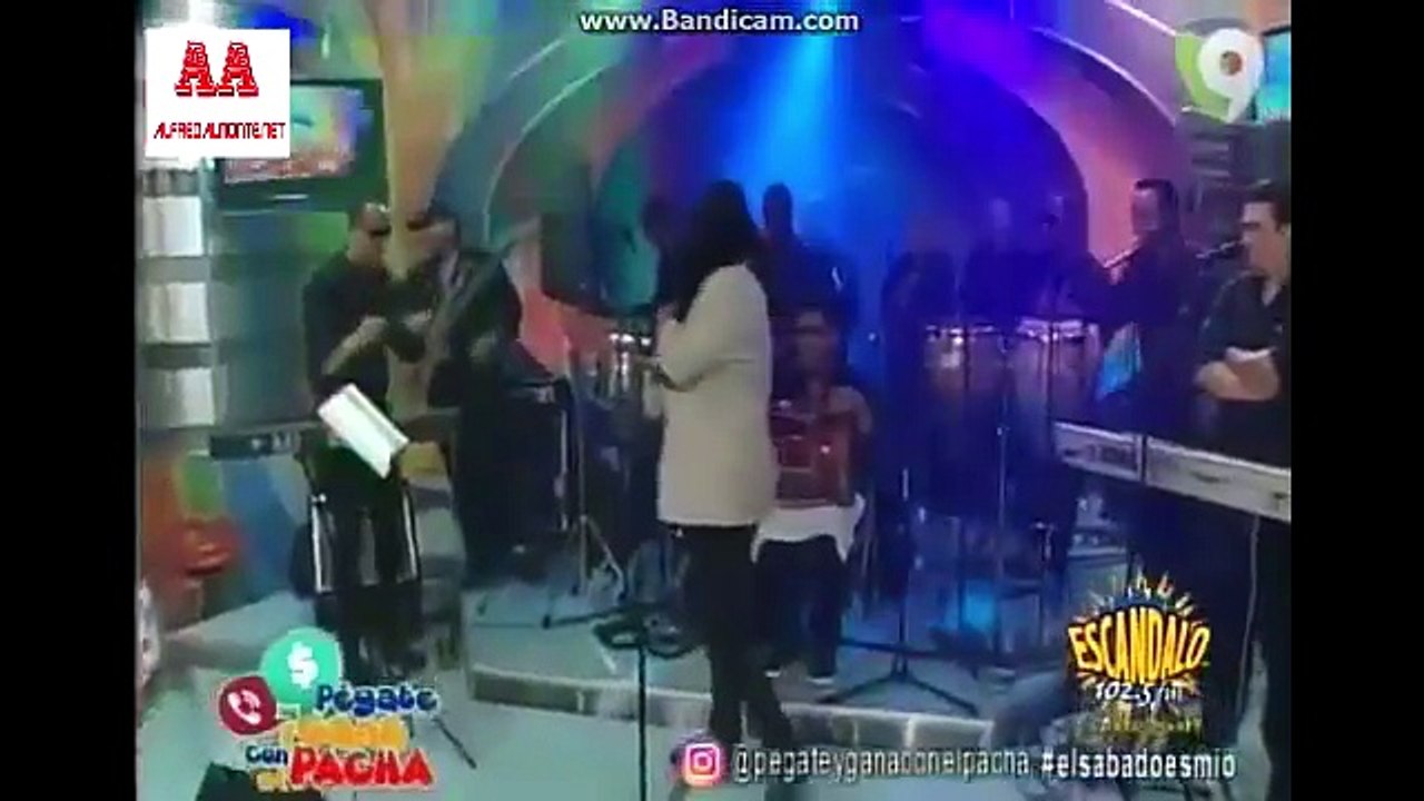 SERGIO VARGAS LE DICE DE TO A EL PACHA Y HASTA LO LLAMA GAY EN PLENO PROGRAMA