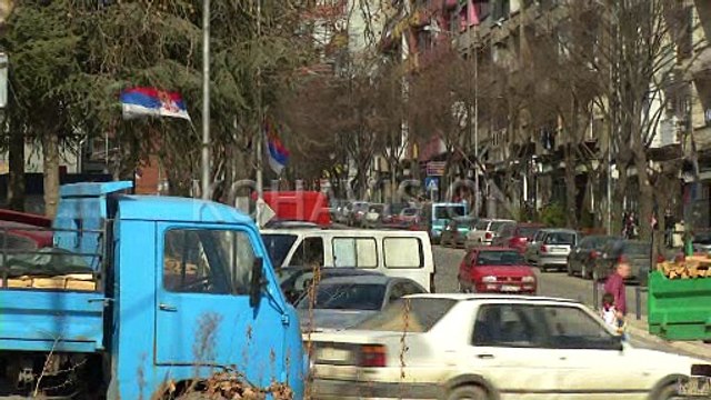 Shqiptarët në veri të Mitrovicës komentojnë heqjen e barrikadave në qytet