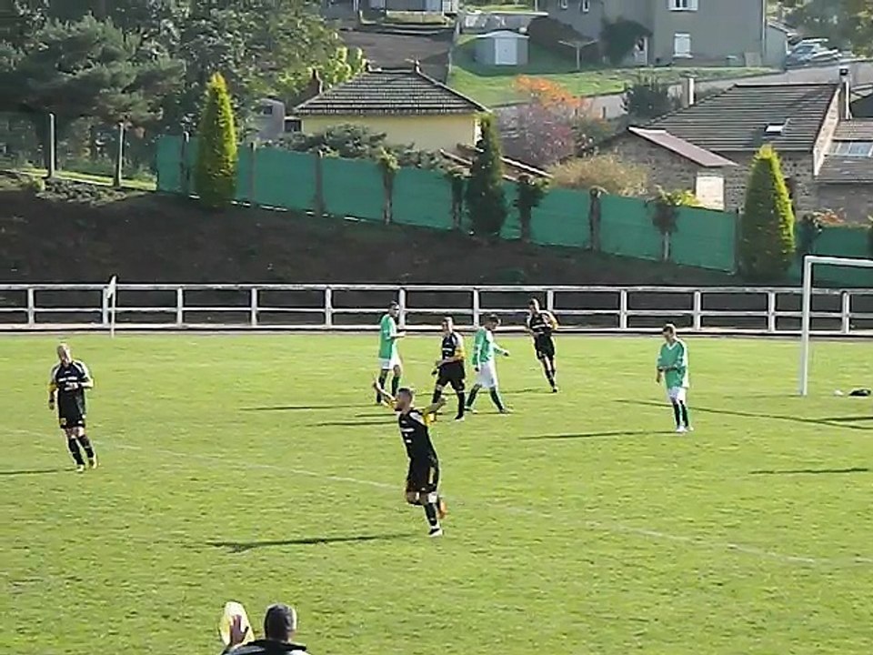 BUTE DE PIERRE AXEL CONTRE POMMIERS as