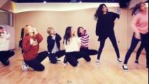 Siêu hit TT của Twice tung clip vũ đạo, fan tha hồ nhún nhảy theo