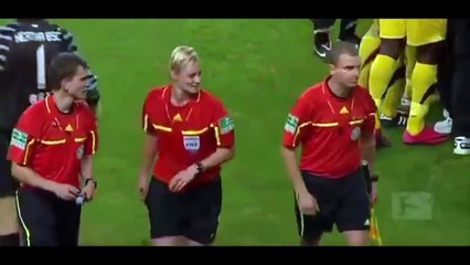 Best Funny Female Referee Moments in Football History