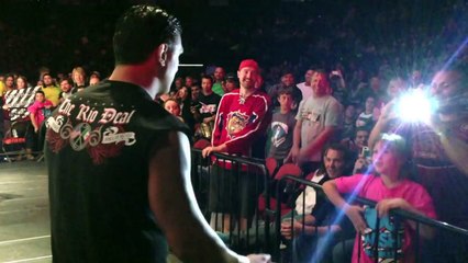 Albert Del Rio Rips a Little Girl's Sign FUNNY WWE - Dolph Ziggler Comes to the Rescue