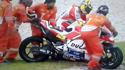 Iannone Crash at GP Sepang Malaysia