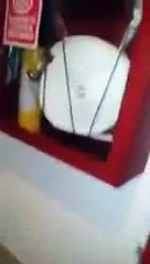 Momentos en el que el fuerte temblor sacude a Colombia