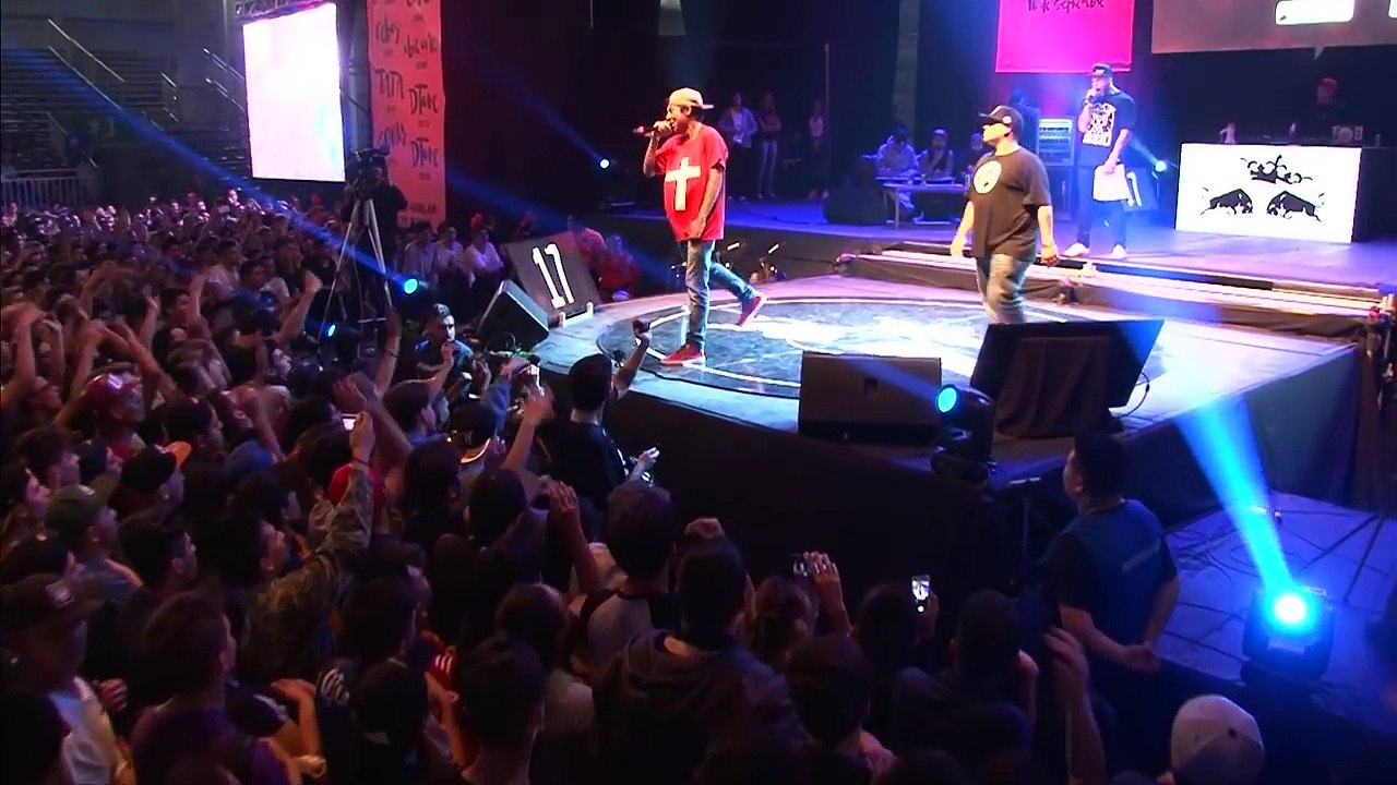 LUJO MC vs DOZER - Cuartos Final Nacional Argentina 2016 - Red Bull Batalla de los Gallos