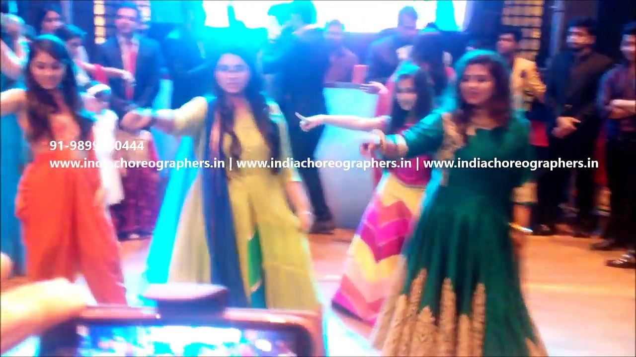 Dance performance on High Heels- ki and ka by vikas sharma call 9717212026