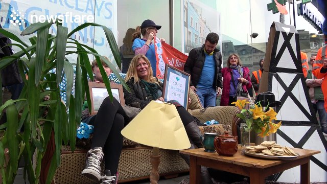London protesters blockade Barclays Bank in anti-fracking demo
