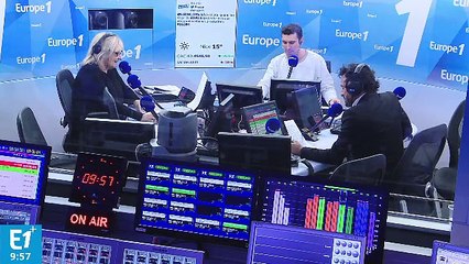 "Pour Halloween, pas besoin de déguisement, tout ce qui fait peur est déjà dans la télé"