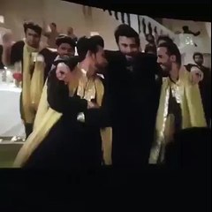 Fawad Khan "Cutie Pie" dance performance in Ae Dil Hai Mushkil