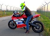 DUCATI PANIGALE MotoGP Vs YAMAHA R1 Vs DUCATI MONSTER Vs SW 400 WALKAROUND (VIDEO 4K)