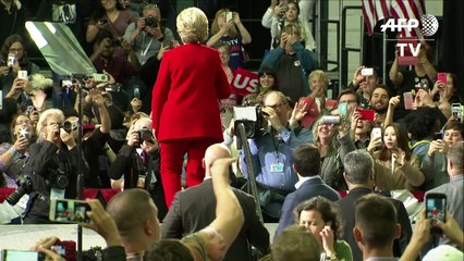 Clinton assure qu'il n'y a rien de compromettant dans les emails