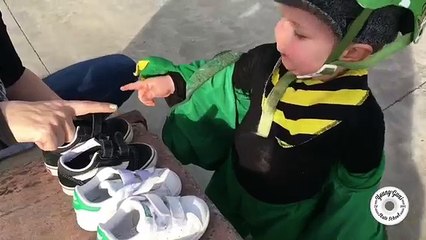 Konuşmasını Öğrenmeden Kaykay Binmeyi Öğrenen Çocuk