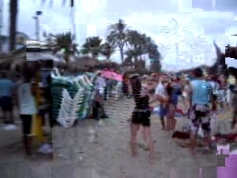 Bobra Bora coté plage Ibiza Aout 2007