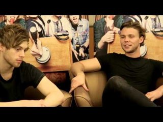 When 5 Seconds of Summer Meets hitz fm
