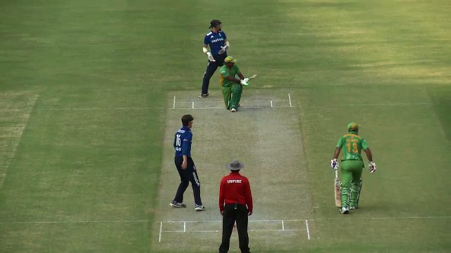 Il perd une jambe mais continue son match