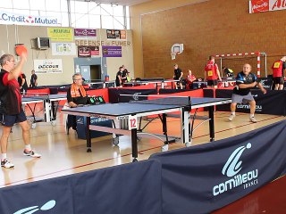 John Peter dans ses oeuvres!