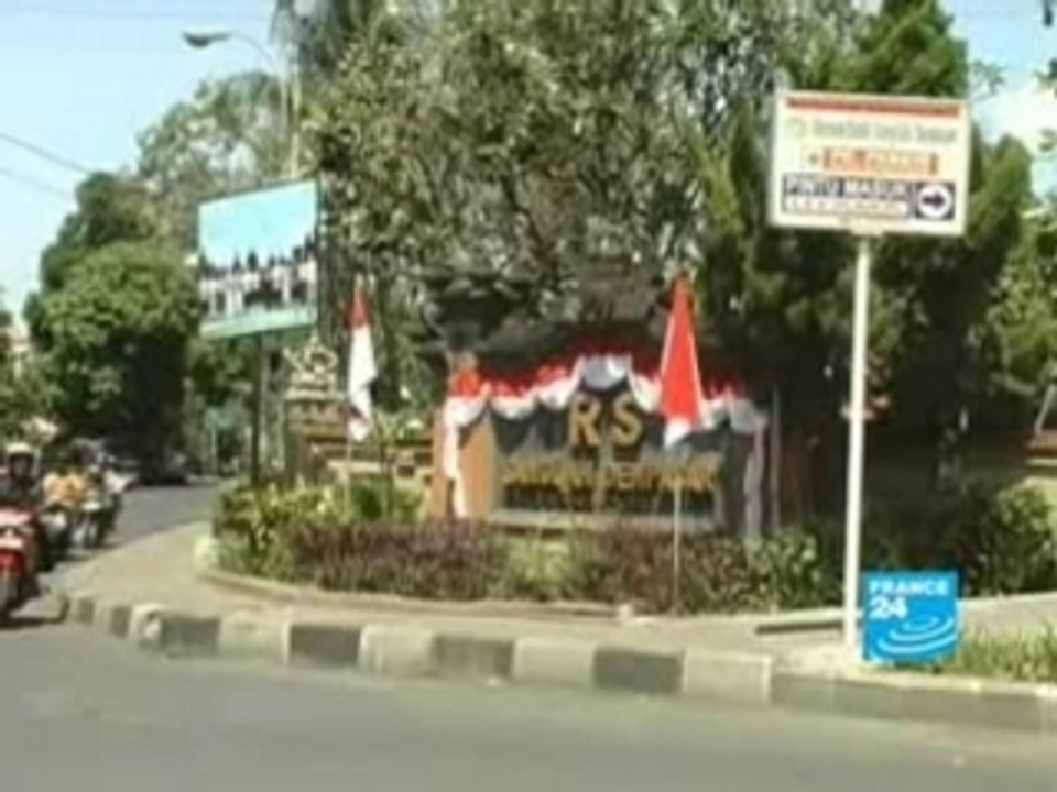 FRANCE24-EN-REPORTS- TOURISM-RETURNS-IN-JAKARTA-BUT-THE-AVIA