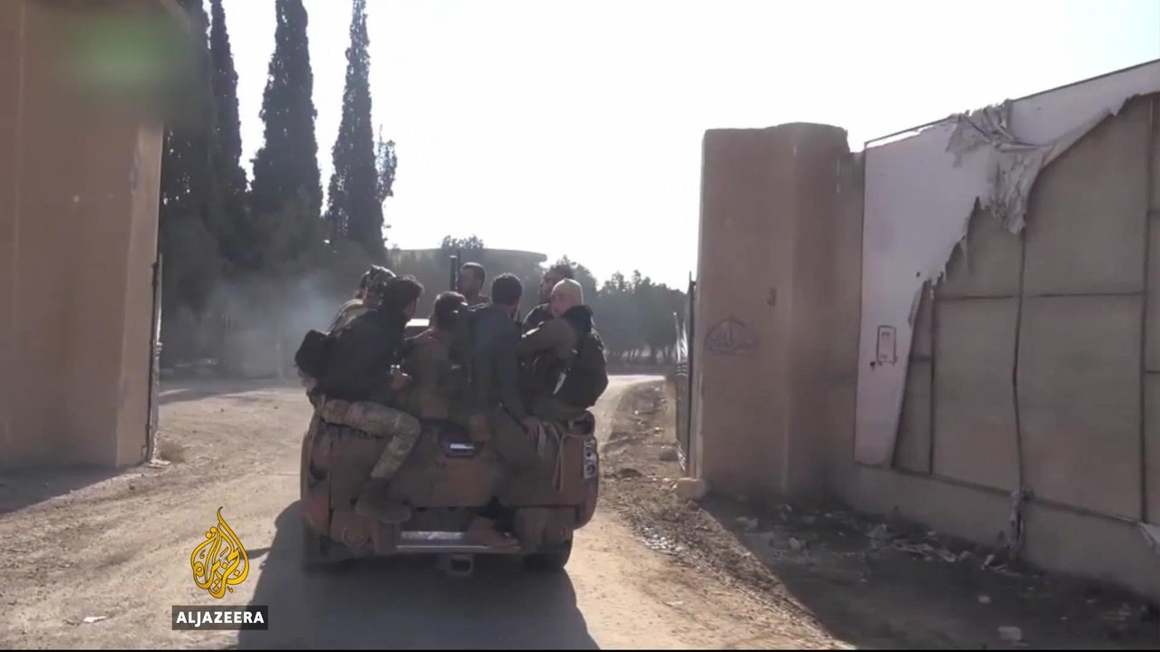 Syria war: Fighting rages in Aleppo as rebels clash with Syrian troops